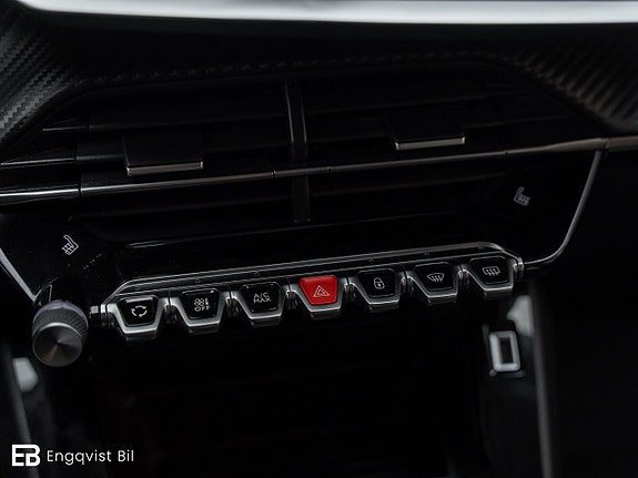 Peugeot 2008 18 of 30