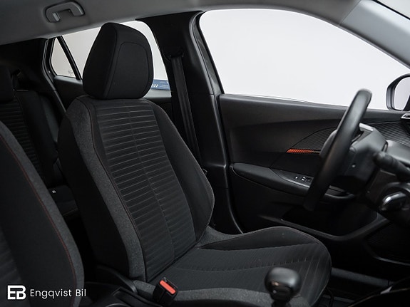 Peugeot 2008 29 of 30