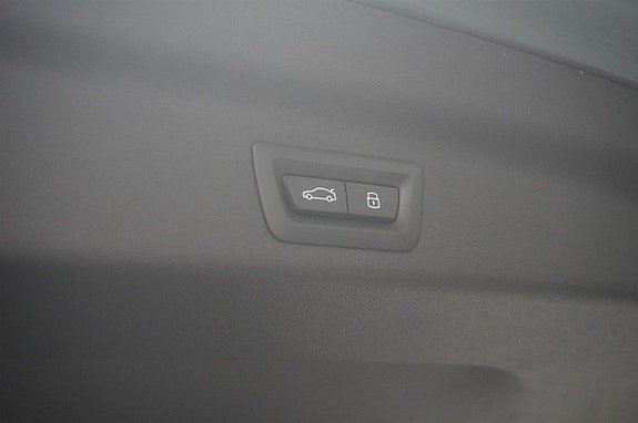 BMW X1 8 of 16