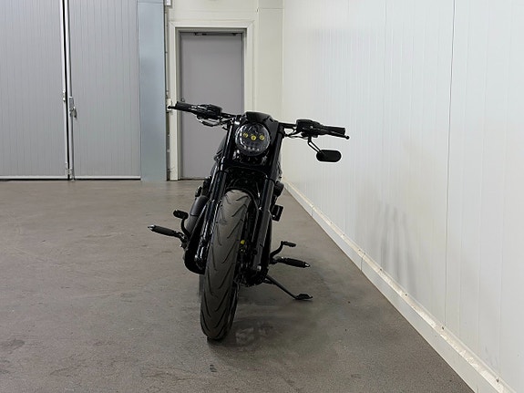Harley-Davidson VRSCDX Night Rod Special 1.3 Facelift Luftfjädring Vance Hines 12 of 12
