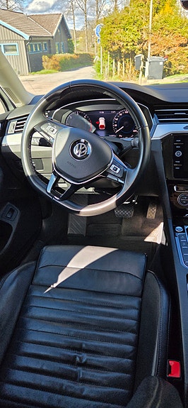 Volkswagen Passat 5 of 5