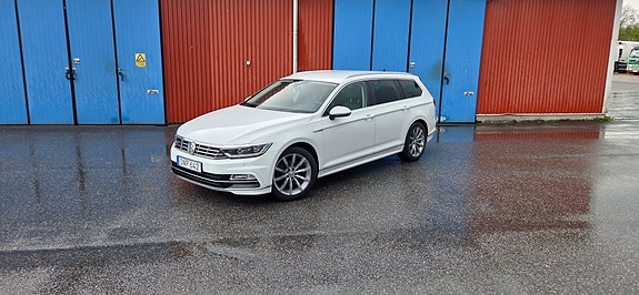 Volkswagen Passat 3 of 5