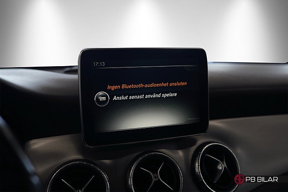 Mercedes-Benz CLA220 19 of 25
