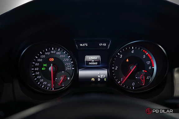 Mercedes-Benz CLA220 17 of 25