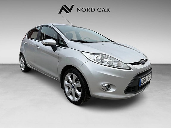 Ford Fiesta 2 of 9