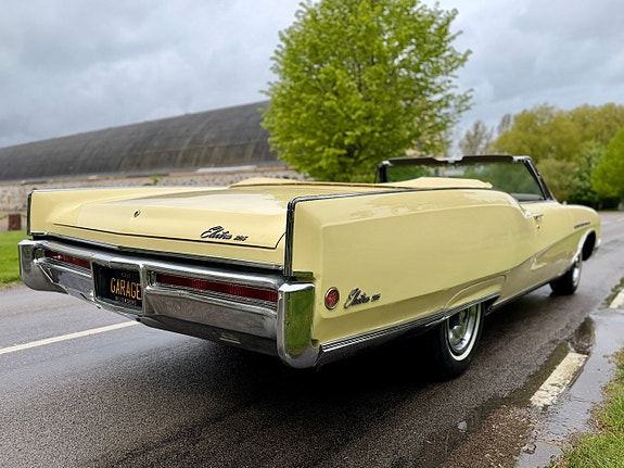 Buick Electra 225 5 of 23