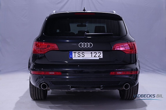 Audi Q7 4 of 5