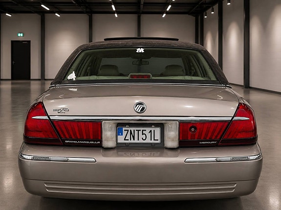 Mercury Grand Marquis 5 of 5