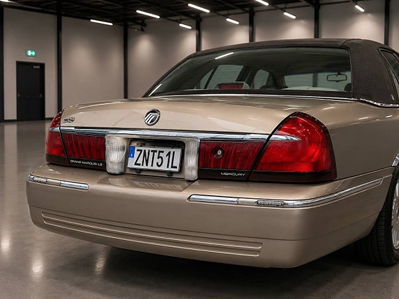 Mercury Grand Marquis 4 of 5