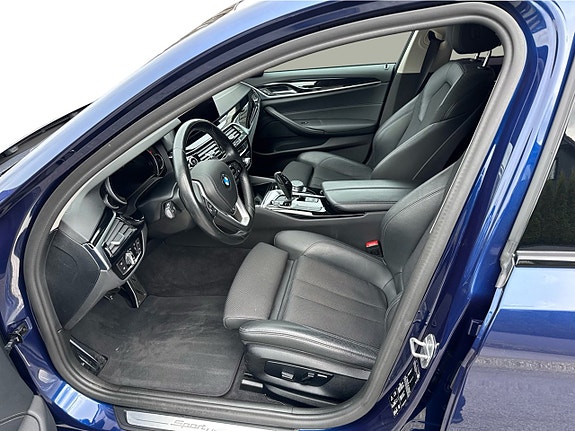 BMW 520d 11 of 19