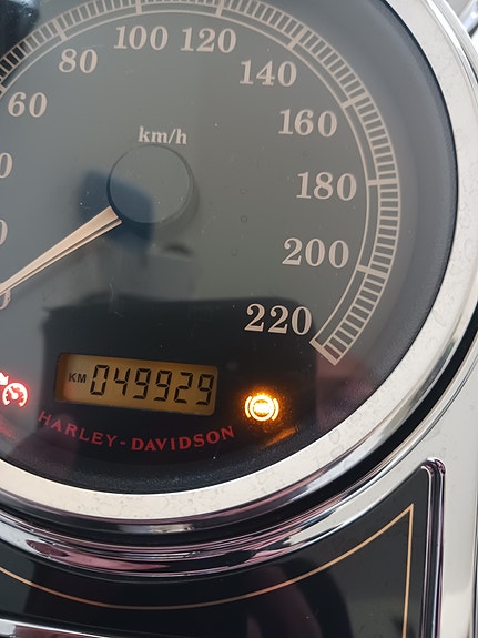 Harley-Davidson Road King 110th Anniversary 5 of 10