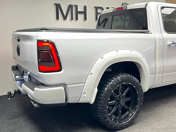 Dodge RAM 1500 8 of 16