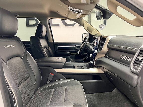 Dodge RAM 1500 9 of 16