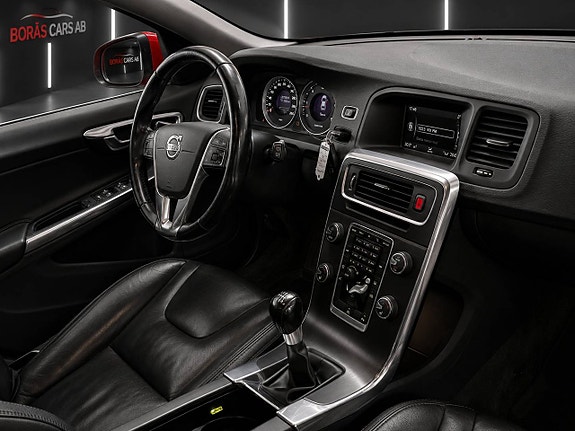 Volvo V60 10 of 12