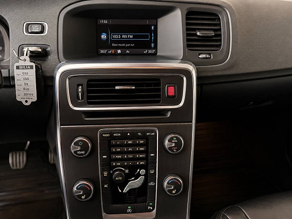 Volvo V60 11 of 12