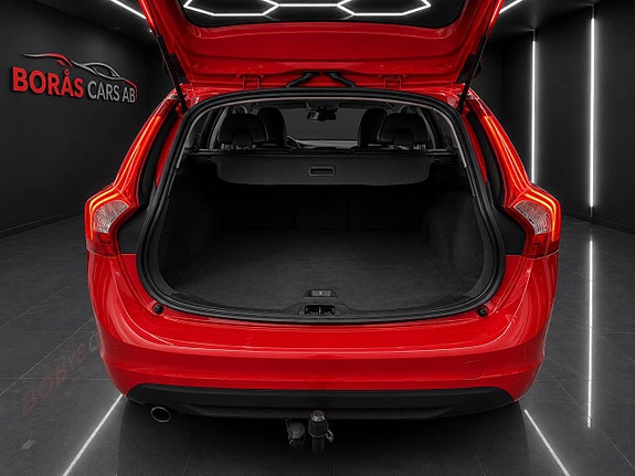 Volvo V60 5 of 12
