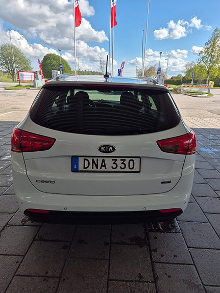 Kia Ceed 3 of 7