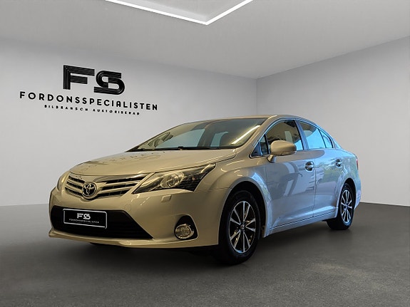 Toyota Avensis 7 of 30