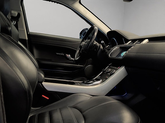 Land Rover Range Rover Evoque 12 of 30