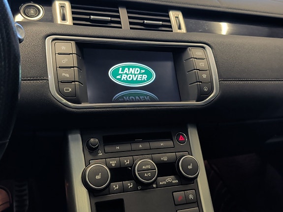 Land Rover Range Rover Evoque 25 of 30