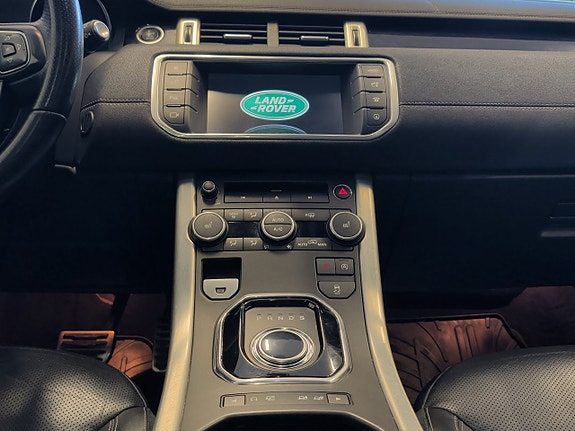 Land Rover Range Rover Evoque 15 of 30