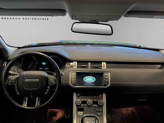 Land Rover Range Rover Evoque 14 of 30