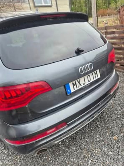 Audi Q7 6 of 7