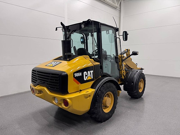 Cat 906H Med nya redskap 2 of 6