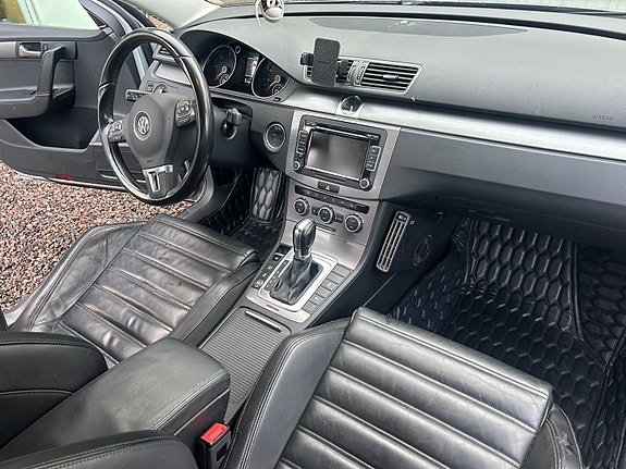 Volkswagen Passat 5 of 5