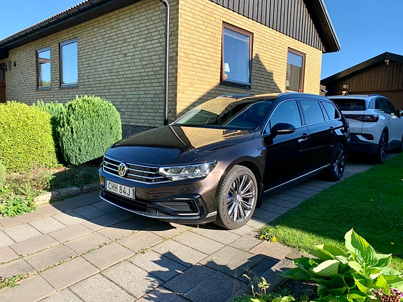 Volkswagen Passat 3 of 5