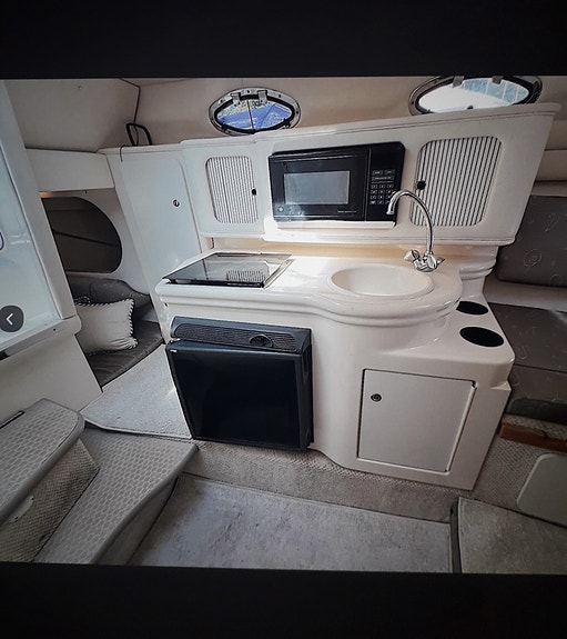 Sea Ray Sundancer 260, 2002, motor från 2014. 4 of 11