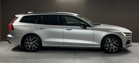 Volvo V60 8 of 14