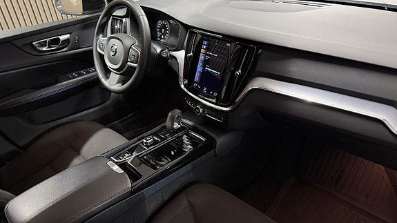 Volvo V60 13 of 14