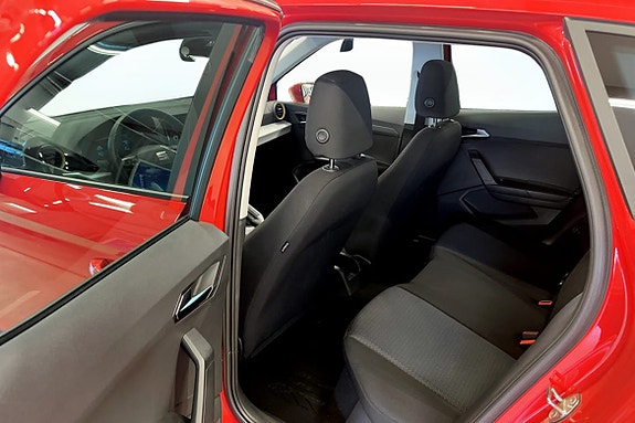Seat Arona 8 of 9
