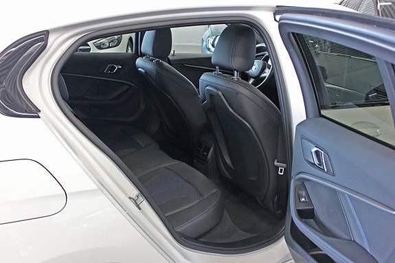 BMW M135i 4 of 5