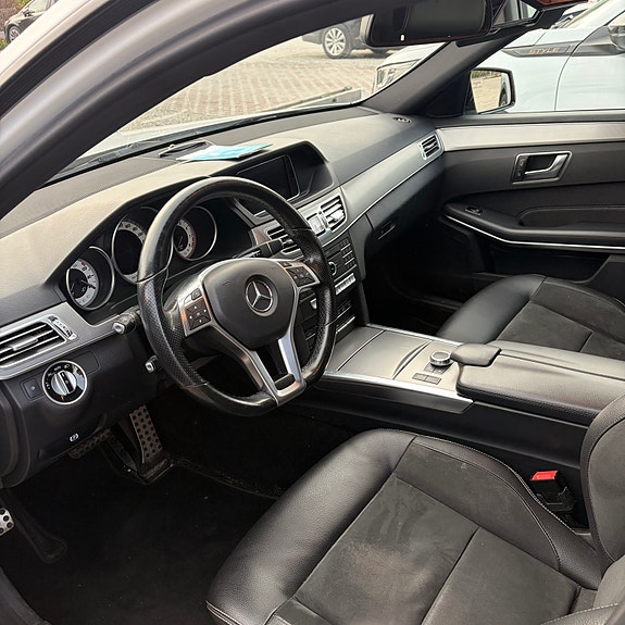 Mercedes-Benz E250 5 of 5