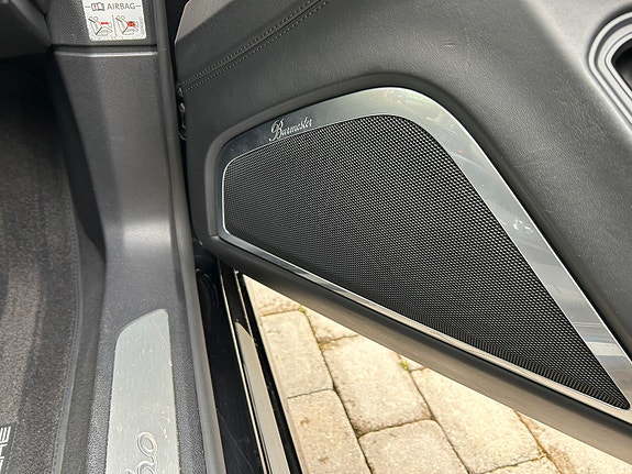 Porsche Panamera Turbo 11 of 19