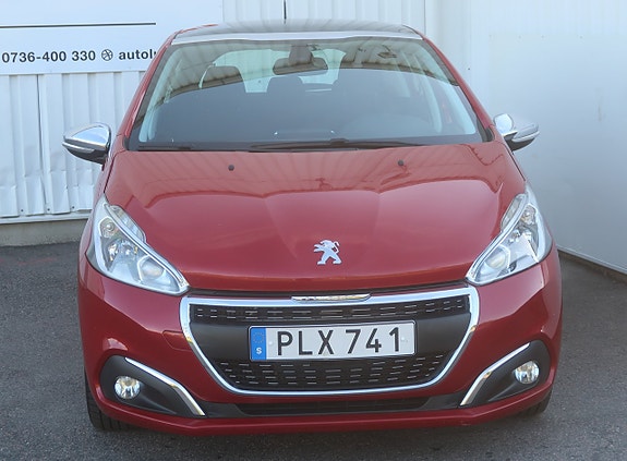 Peugeot 208 3 of 27