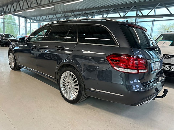 Mercedes-Benz E350 6 of 30