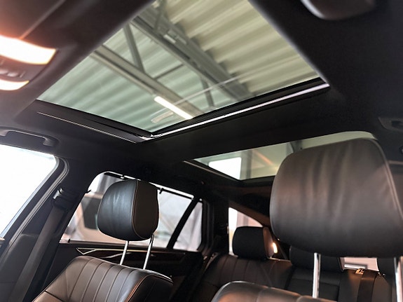 Mercedes-Benz E350 12 of 30