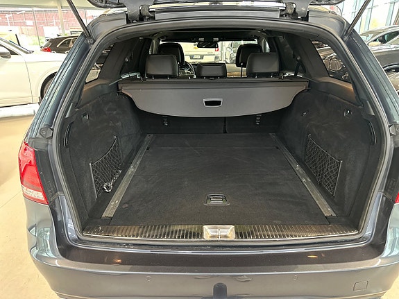 Mercedes-Benz E350 19 of 30