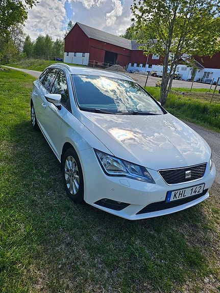 Seat Leon 3 of 5