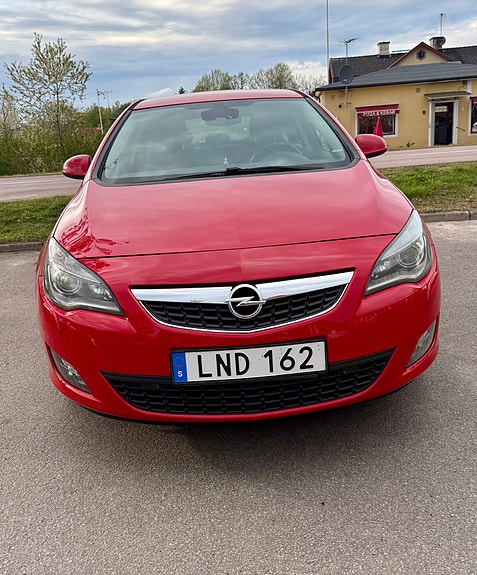 Opel Astra 3 of 5