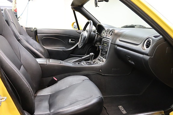 Mazda MX-5 12 of 23