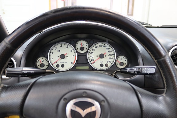 Mazda MX-5 17 of 23