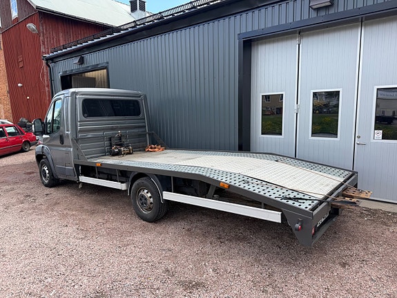 Peugeot Boxer 2 of 5