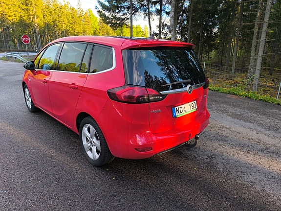 Opel Zafira Tourer 4 of 5