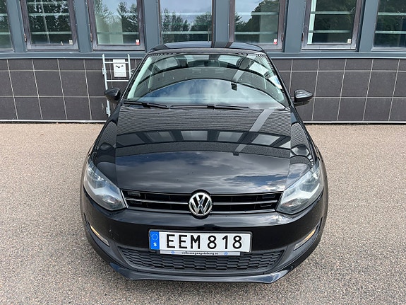 Volkswagen Polo 2 of 5