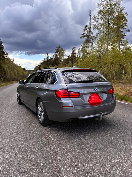 BMW 520d 4 of 8
