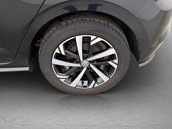 Volkswagen Polo 11 of 26